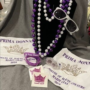 💕 2/$15 Mardi Gras Prima Donna Marching Club Bundle